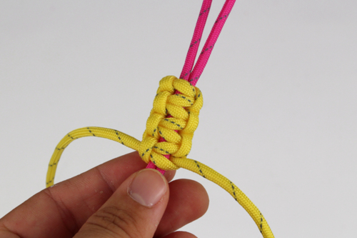 Llavero de paracord: Hada