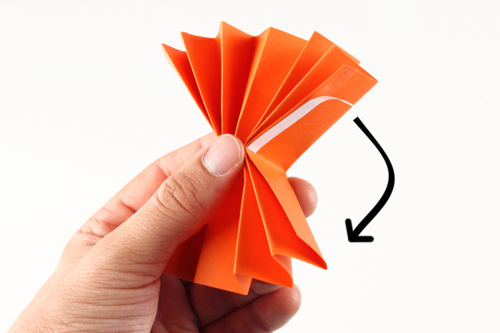 Pequeñas calabazas de papel