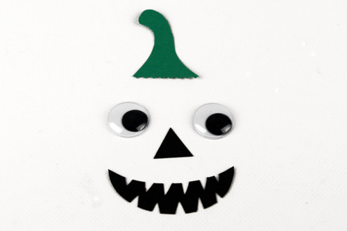 Pequeñas calabazas de papel