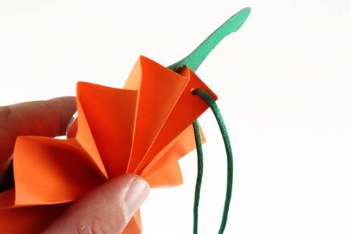 Pequeñas calabazas de papel