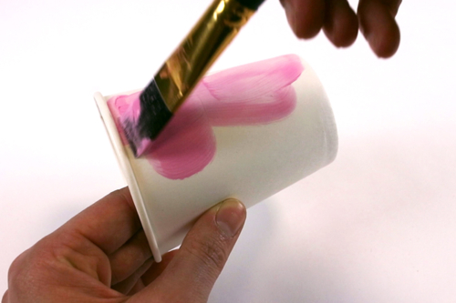 Fabricar un móvil pulpo con un vaso