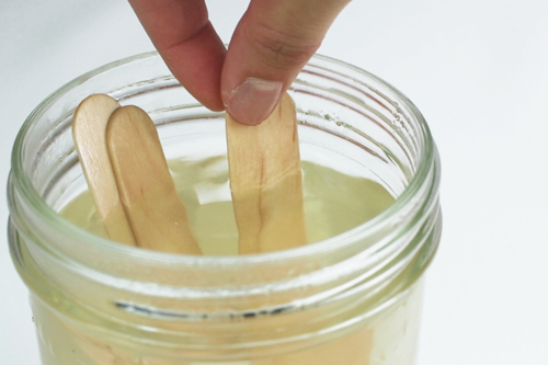 Pulseras con palitos de helado