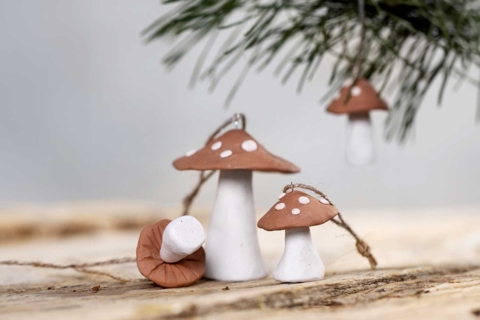 Suspensiones champiñones en pasta a modelar