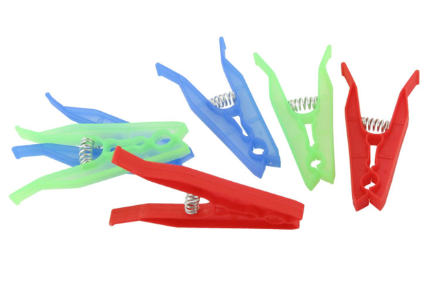 Plastic Clothespins - 6 Pieces - 0 - Adhesive Accessories - 10doigts.com - Accessoires de collage et outils pour vernis-collage - 10doigts.fr