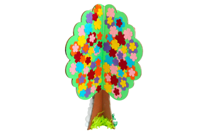 Wooden tree to display - Raphia et fibres naturelles pour vos créations - 10doigts.fr