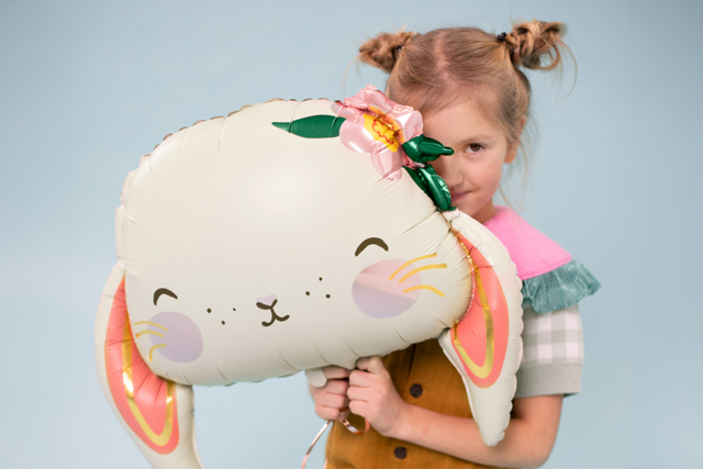 XXL Aluminum Bunny Balloon - 2 - Easter Decorative Accessories - 10doigts.com - Accessoires décoratifs de Pâques - 10doigts.fr