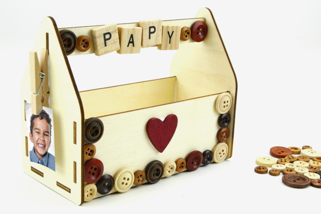 Decorative Wooden Hearts - 8 Pieces - 3 - Painted Wooden Decor - 10doigts.com - Déco en bois peint - 10doigts.fr