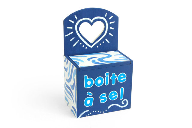 Wooden Heart Cut-out Box - 2 - Decorative Boxes - 10doigts.com - Boîtes à décorer - 10doigts.fr