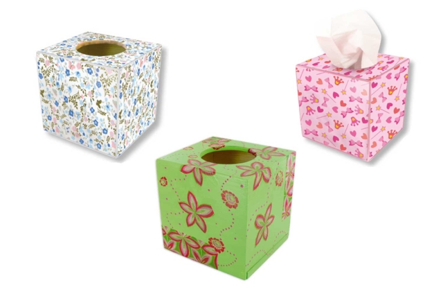 Wooden Square Tissue Box - 2 - Wooden Boxes - 10doigts.com - Boîtes en bois à décorer - 10doigts.fr