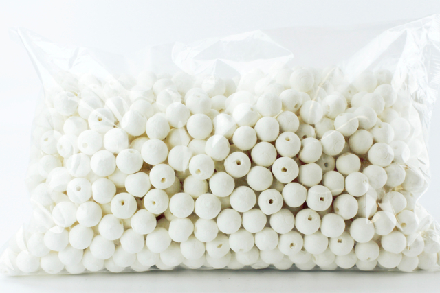 White Cellulose Balls - 200 Pieces - 2 - Cellulose Balls - Arts and Crafts Accessories - 10doigts.com - Boules cellulose - Accessoires Loisirs Créatifs - 10doigts.fr