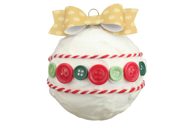 Round Plastic Buttons in Christmas Colors - 300 Pieces - 8 - Buttons - 10doigts.com - Boutons fantaisie et décoratifs pour tous vos DIY - 10doigts.fr