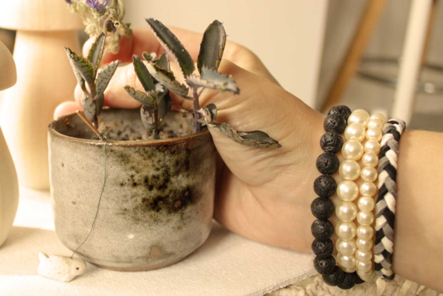 Round Lava Beads - 30 pcs - 5 - Natural Beads - 10doigts.com - Perles Naturelles - 10doigts.fr