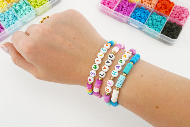 Heishi Bead Set - 20 Bright Colors - 2 - Heishi Beads and Shells - 10doigts.com - Perles Heishi et coquillages - 10doigts.fr
