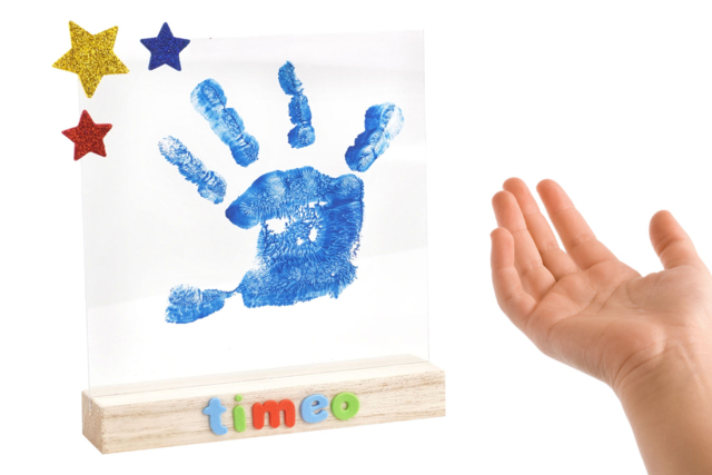 Acrylic Plaque Handprint Frame + Base - 15 cm - 5 - Wooden Photo Frames - 10doigts.com - Cadres photo en bois à décorer - 10doigts.fr