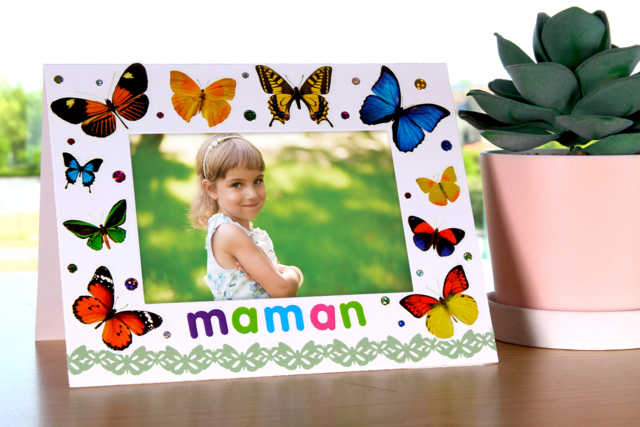 Realistic Butterfly Stickers - 44 pcs - 2 - Realistic Stickers - 10doigts.com - Gommettes réalistes pour enfants : l’éveil par l’image - 10doigts.fr