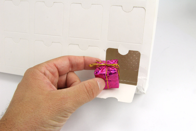 Decorate and Fill Your Own Advent Calendar - 3 - Advent Calendars - 10doigts.com - Calendriers de l'Avent à décorer - 10doigts.fr