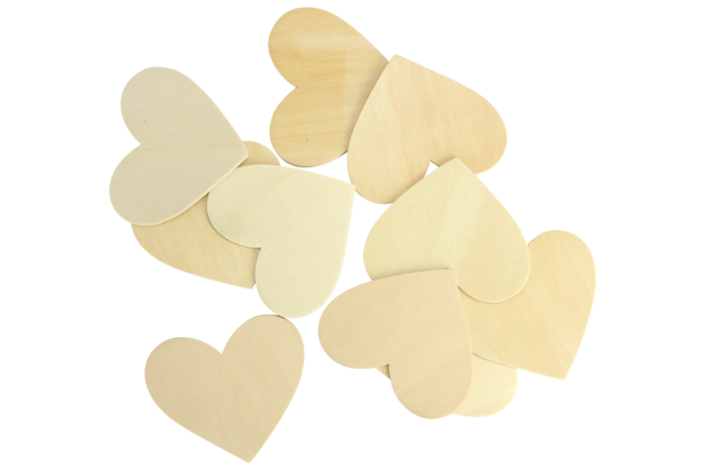 Natural Wood Heart - 10 Pieces - 1 - Raw Wood Decor - 10doigts.com - Décorations en bois brut : tranches et bois naturel déco - 10doigts.fr
