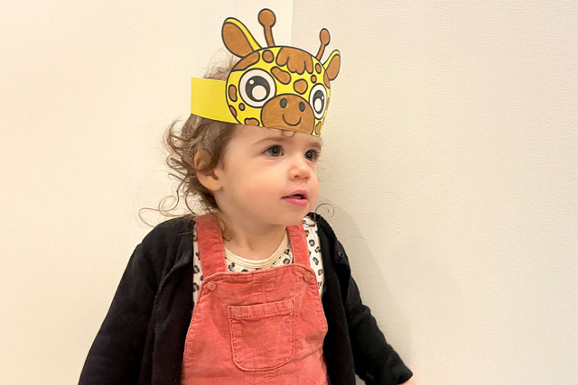 Animal Crowns to Color - 6 Animals - 5 - Crowns and Hats for Carnival: Creative Activities for Children - 10doigts.com - Couronnes et chapeaux de Carnaval à colorier et à décorer pour les enfants - 10doigts.fr