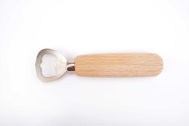 Wooden Bottle Opener - Made in France - 5 - Wooden Objects for the Kitchen - 10doigts.com - Objets en bois à décorer pour la cuisine - 10doigts.fr