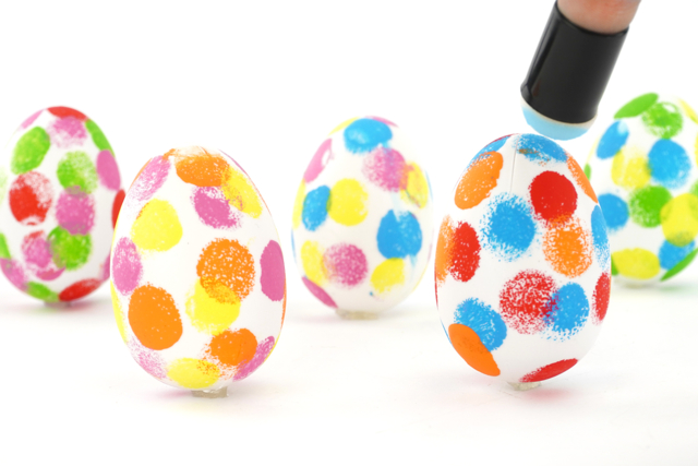 Plastic Eggs 6 cm - 10 Pieces - 8 - Opaque Plastic - 10doigts.com - Plastique Opaque - 10doigts.fr