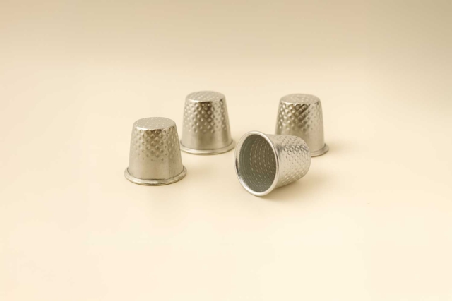 Dados de costura - 4 unidades - Outils de mercerie - 10doigts.fr