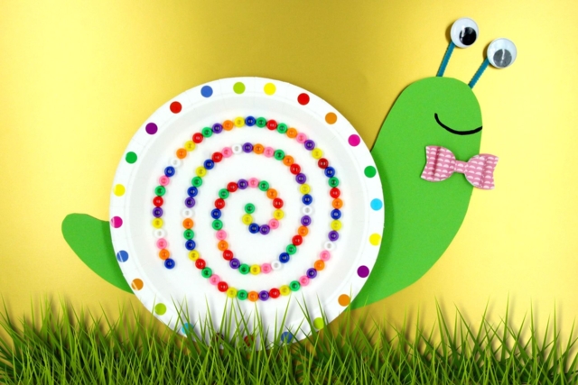 Bright Round Stickers - 324 pcs - 9 - Assorted Shapes Stickers - 10doigts.com - Gommettes formes assorties : un univers pour créer sans limite - 10doigts.fr