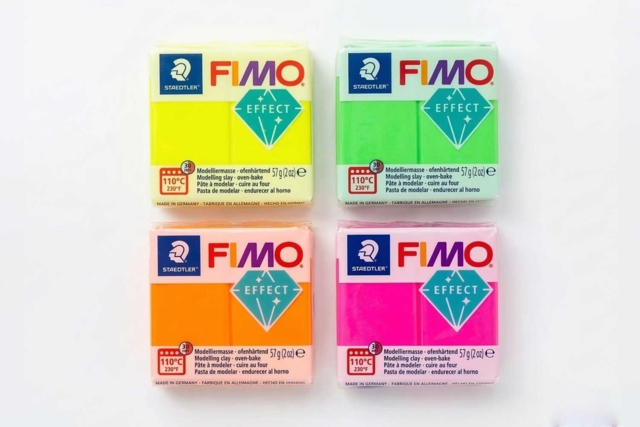 Fimo Pasta, Neon Colors - 1 - Fimo Effect Clay - 10doigts.com - Pâtes Fimo Effect : donnez une dimension magique à vos modelages - 10doigts.fr
