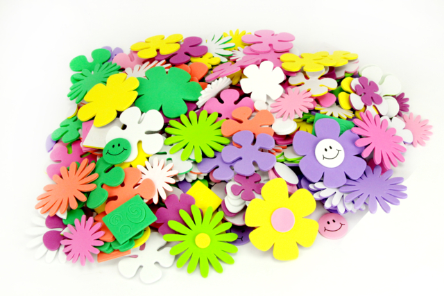 Foam Rubber Flower Stickers - 400 pcs - 1 - Decorative Flowers and Leaves - 10doigts.com - Décorations fleurs et feuilles : ajoutez une touche de nature à toutes vos créations - 10doigts.fr