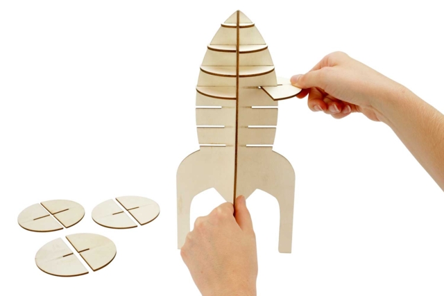 Large Wooden Rocket to Assemble 30 cm - 2 - Wood Models - 10doigts.com - Maquettes en bois - 10doigts.fr