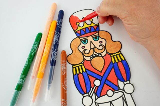 Coloring Nutcracker Set, 40 cm - 4 Pieces - 3 - Christmas New Arrivals - 10doigts.com - Supports de Noël à décorer - 10doigts.fr