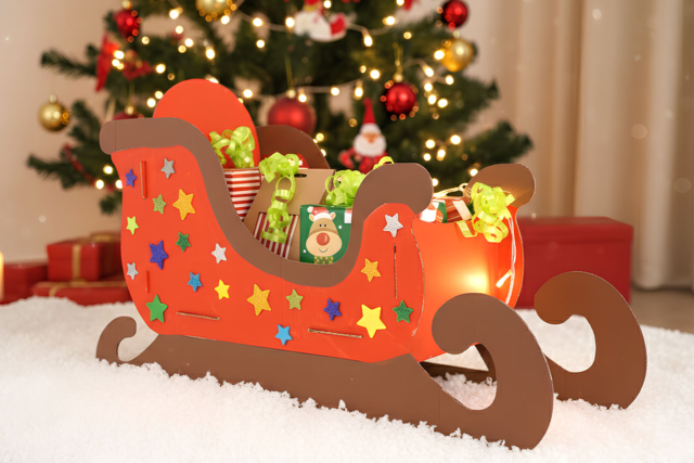 Large White Cardboard Sleigh - 2 - Christmas Supports - 10doigts.com - Supports de Noël - 10doigts.fr