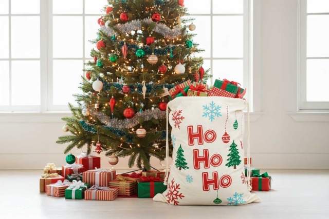 Large Santa Sack in Cotton - 2 - Christmas Supports - 10doigts.com - Supports de Noël - 10doigts.fr