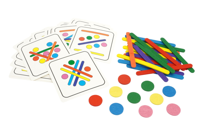 Educational Placement Game with Sticks and Wooden Discs - 1 - Wooden Games and Toys - 10doigts.com - Jeux et Jouets en bois à décorer - 10doigts.fr