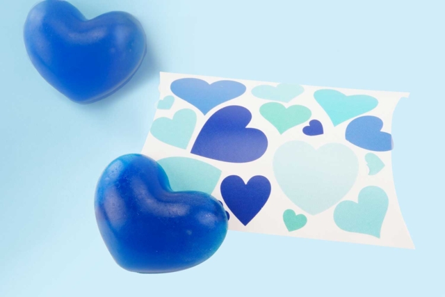 Blue Soap Activity Kit - 10 Soaps - 4 - Soap Bases - 10doigts.com - Bases de savon - 10doigts.fr