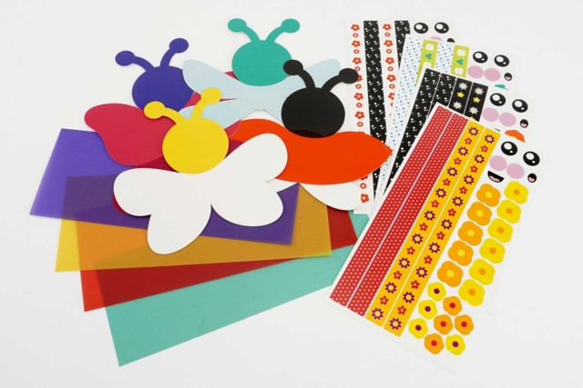 Insect Lantern Kit - 4 Pieces - 4 - Paper Craft Kits - 10doigts.com - Kits créatifs en Papier - 10doigts.fr