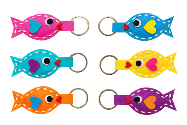Felt Keychain Kit to Make - 24 Pieces - 2 - Felt Kits - 10doigts.com - Kits en feutrine - 10doigts.fr