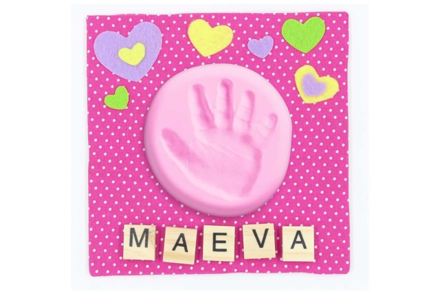 Baby Handprint Frame Kit - 4 - Imprints - Molding and Casting - 10doigts.com - Empreinte - Modelage et moulage - 10doigts.fr