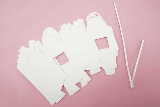 Small Lanterns to Assemble - 6 Pieces - 7 - Cardboard Boxes and Baskets - 10doigts.com - Boîtes et corbeilles en carton - 10doigts.fr