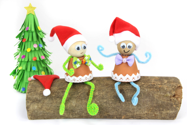 Small Christmas Hats in Felt - 6 Pieces - 2 - Small Christmas Decorations - 10doigts.com - Petites décorations de Noël - 10doigts.fr