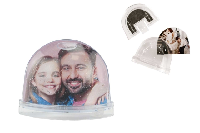 Magnet demi-boule à neige - Boules à neige et cloches à décorer - 10doigts.fr