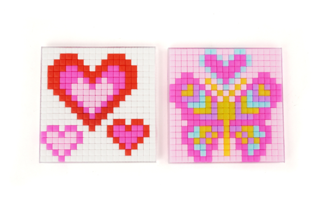 Pixel Art Magnets "Hearts and Butterfly" - 2 pieces - 3 - Magnets - 10doigts.com - Aimants et magnets créatifs pour loisirs créatifs - 10doigts.fr