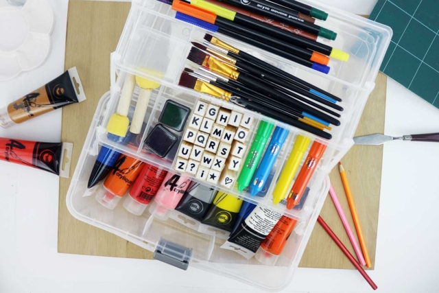 Plastic Storage Box - 2 - Palettes and Storage - 10doigts.com - Palettes et rangements - 10doigts.fr