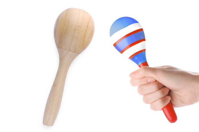 Natural Wooden Maracas - 6 - Wooden Instruments - 10doigts.com - Instruments de musique en bois à décorer - 10doigts.fr