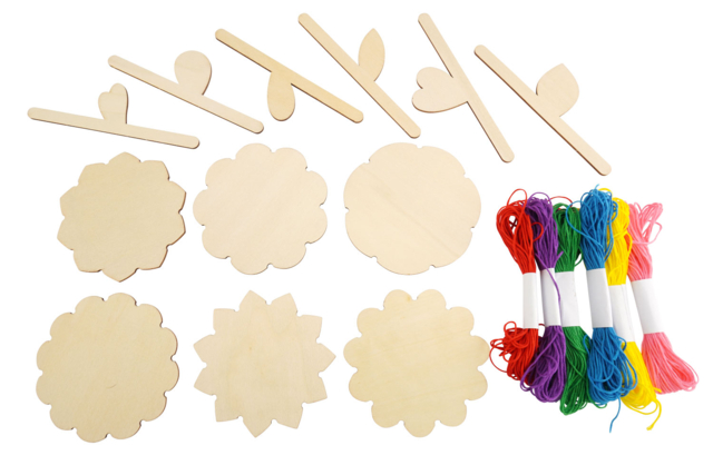 Wood Flower String Art Kit - 6 Pieces - 4 - Creative Kits for Mother's Day - 10doigts.com - Kits créatifs Fête des Mères : des coffrets tout-en-un pour fabriquer vos cadeaux pour maman - 10doigts.fr