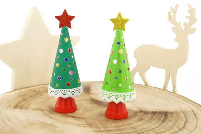 Small Styrofoam Cones - 11 cm - 4 - Decorative Shapes - Styrofoam - 10doigts.com - Formes à décorer - Polystyrène - 10doigts.fr