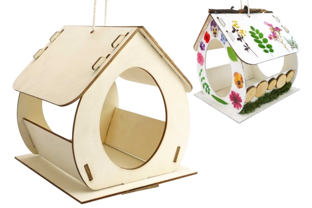 Wooden House Birdhouse - 4 - Wooden Birdhouses and Feeders - 10doigts.com - Nichoirs, mangeoires et refuges en bois à décorer - 10doigts.fr