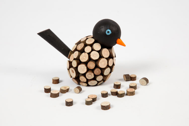 Mini Wooden Discs - 700 Pieces - 4 - Natural Decorations - 10doigts.com - Décors nature : matériaux naturels pour les loisirs créatifs - 10doigts.fr