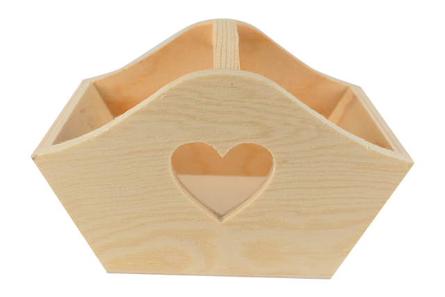 Wooden Heart Cut-Out Basket - 1 - Wooden Baskets - 10doigts.com - Paniers en bois à décorer - 10doigts.fr