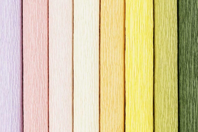 rafia de papel - Fleurs en papier crépon : créez des bouquets éternels - 10doigts.fr