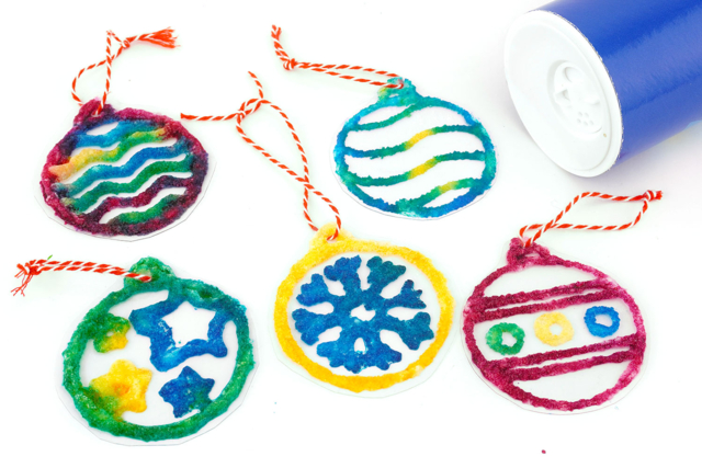 Pintura con sal: Bolas de Navidad - Film plastique, rhodoïd - 10doigts.fr